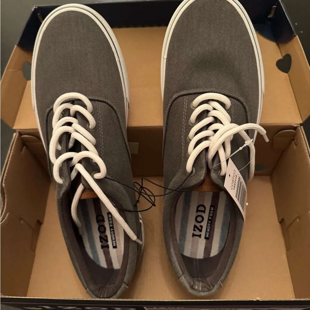 NEW IZOD Men's Charcoal Gray Sneakers